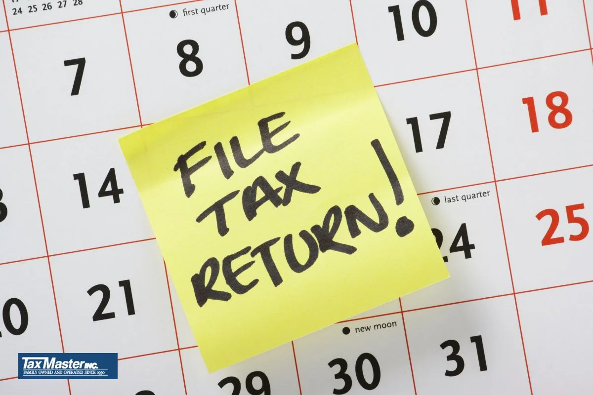 Tax Filing Options: DIY vs. Professional Assistance